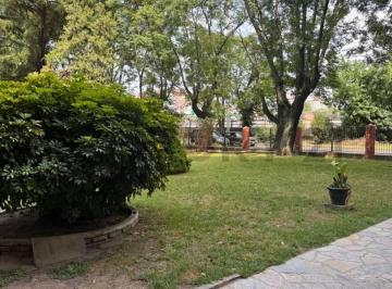 Departamento · 54m² · 3 Ambientes · 1 Cochera · Amplio 3 Ambientes con Cochera