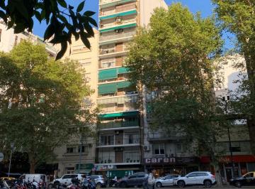 Departamento de 3 ambientes, Recoleta · Departamento de 121 m² 4 Amb Frente Piso Balcón Excelente Ubicación - Recoleta Av Pueyrredón y Peña