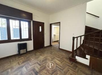 PH · 83m² · 4 Ambientes · PH en Venta con Patio y Balcón en Zona Güemes