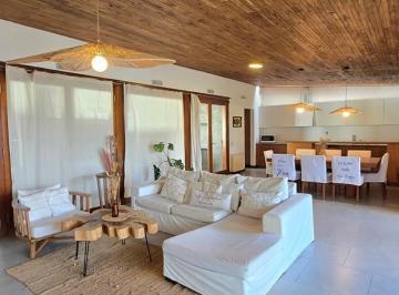 Casa · 184m² · 5 Ambientes · Casa en Venta en El Talar, Tigre, G. B. a. Zona Norte
