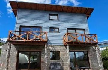 frente · Casa en Villa La Angostura