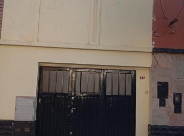 Casa de 4 ambientes, Rosario · Casa - Opción Cochera