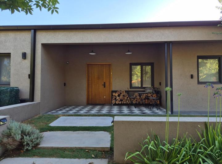 Casa · 134m² · 4 Ambientes · 2 Cocheras