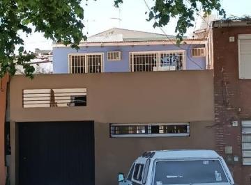 PH · 120m² · 3 Ambientes · PH en Venta - 2 Dorm. 2 Baños - La Plata