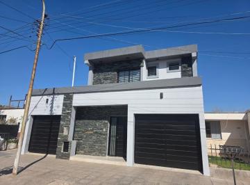 INA-INA-35_2 · Casa en Venta B° Antártida Argentina, Luzuriaga