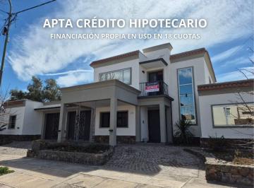 INA-INA-47_2 · Casa en Venta B° Furlotti, Maipú, Apta Crédito