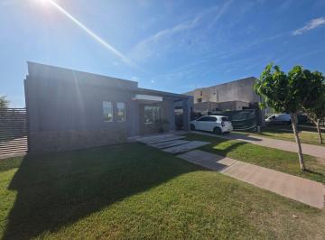 INA-INA-59_2 · Casa en Venta B° Las Morenas  Maipú