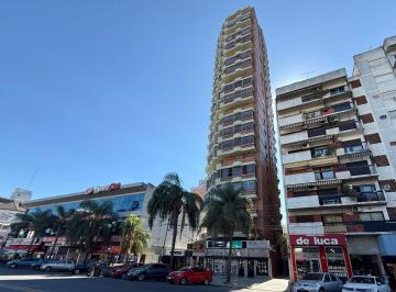 Departamento 233m² Venta Ramos Mejía · Departamento de Categoría en Venta, 4 Dorm. y Doble Cochera en El Centro de Ramos Mejía.