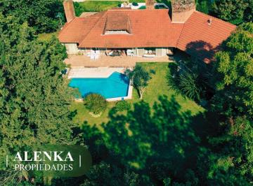 Casa de 7 ambientes, Pilar · Venta | Impecable Propiedad de 3 Plantas Desarrollada Sobre 1400 m² | Los Lagartos Cc - Pilar
