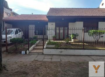 Casa · 170m² · 5 Ambientes · 2 Cocheras · Casa en Venta - 4 Dorm. 2 Baños - Cocheras - 350 m² - San Bernardo del Tuyú