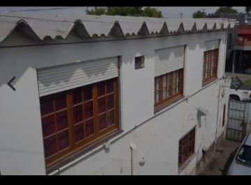 Casa · 170m² · 5 Ambientes · 1 Cochera · Casa en Venta - 4 Dorm. 3 Baños - Mar del Plata