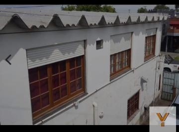 Casa · 170m² · 5 Ambientes · 1 Cochera · Casa en Venta - 4 Dorm. 3 Baños - Mar del Plata
