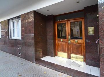 Departamento · 48m² · 2 Ambientes · Venta Departamento 2 Ambientes Amplio y Luminoso Reciclado Caballito