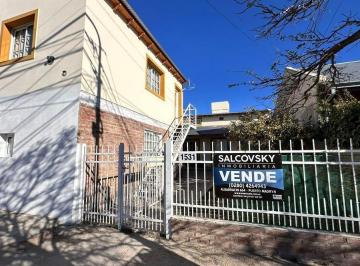 Casa · 150m² · 5 Ambientes · Casa en Venta en Puerto Madryn de 4 Dorm.
