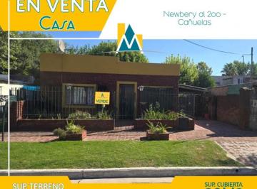 Casa · 90m² · 3 Ambientes · 2 Cocheras · Casa en Venta en Cañuelas