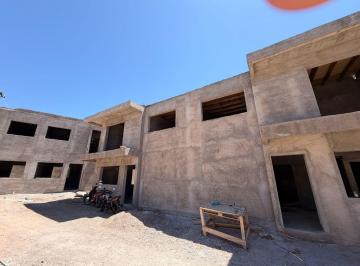 Departamento · 95m² · 3 Ambientes · 1 Cochera · Departamento en Pozo 2 Dorm y 2 Baños en Rodeo