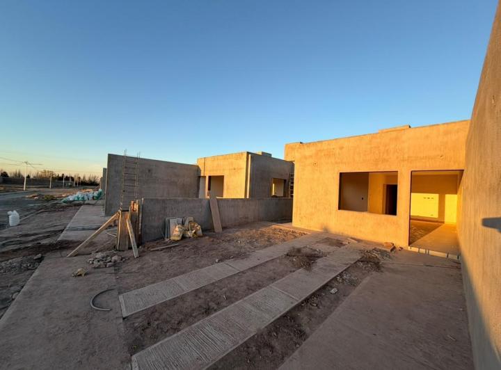 Casa · 150m² · 4 Ambientes · 1 Cochera