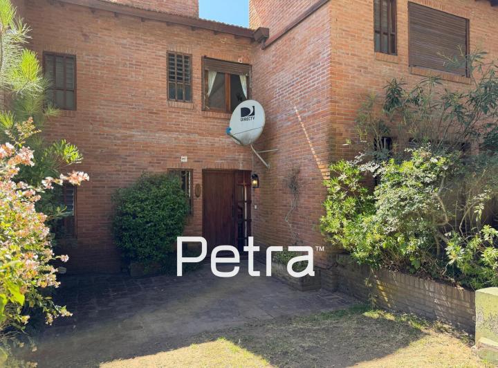 Departamento · 51m² · 3 Ambientes · 1 Cochera
