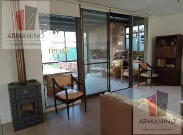 Casa · 112m² · 3 Ambientes · 2 Cocheras · Casa en Venta en Terrazas de La Estanzuela 1 Dorm Apto Crédito