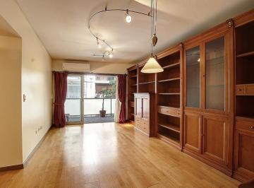 Departamento · 79m² · 3 Ambientes · Departamento 3 Ambientes Piso Al Frente Luminoso Impecable Reciclado Balcon en Recoleta