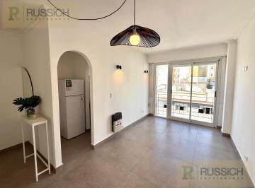 Departamento · 41m² · 2 Ambientes · Departamento en Venta 2 Ambientes a La Calle con Balcon Frances.