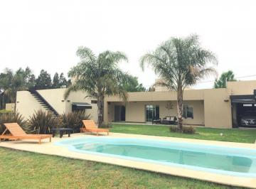 Casa de 6 ambientes, Zavalla · Excelente Propiedad en Barrio Cerrado "La Antonela" Zavalla