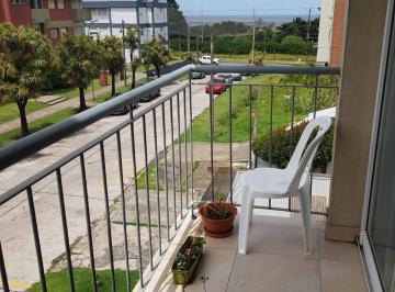Departamento · 47m² · 2 Ambientes · 1 Cochera · Departamento de Dos Ambientes con Balcon - Frente Al Golf