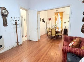 Casa de 4 ambientes, Liniers · Casa con 75 m² Totales, 3 Dorm. en Venta en Liniers Barrio de Las Mil Casitas