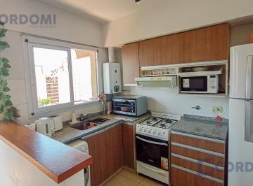 Departamento · 45m² · 2 Ambientes · Venta Departamento en Remedios de Escalada de 2 Ambientes Al Frente con Balcón