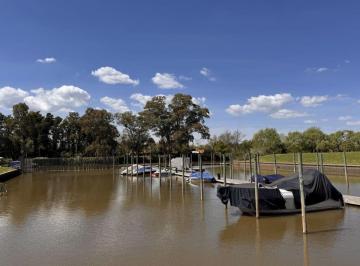 Terreno · 562m² · Venta Terreno 562 m Al Rio - Barrio Nautico Canal - Villanueva