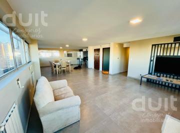Departamento · 220m² · 7 Ambientes · 2 Cocheras · Exclusivo Piso Completo con 2 Cocheras en Edificio Plaza España - Nueva Córdoba