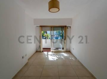 Departamento · 45m² · 3 Ambientes · Departamento en Venta en La Plata de Dos Dorm. en Calle 2 Esq. 60