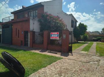 Casa de 4 ambientes, Lomas de Zamora · ¡Oportunidad Única en Temperley! - Doble Lote - Casa + Galpón + Lote Libre