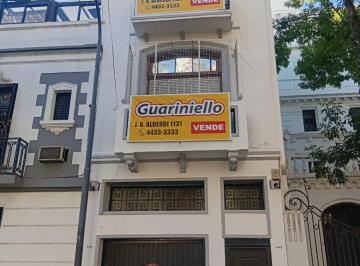 Casa de 5 ambientes, Caballito · Imponente Casa con Garage y Local en Caballito