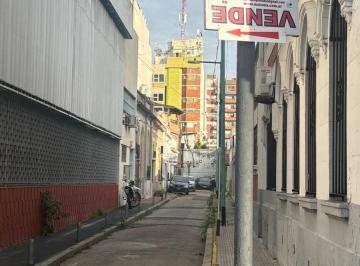 Depósito de 3 ambientes, Liniers · Deposito/ Galpon! Excelente Ubicación!