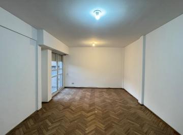 Departamento · 67m² · 3 Ambientes · Venta/ Permuta - Departamento 2 Dorm. Reciclado. Apto Crédito - Centro, Rosario.