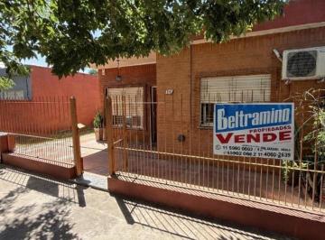 Casa · 120m² · 3 Ambientes · 2 Cocheras · Venta Casa 2 Dorm. Merlo