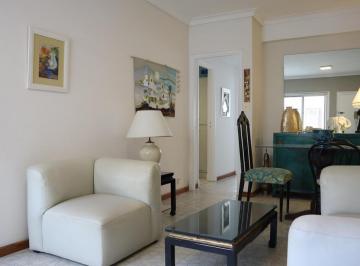 Departamento · 52m² · 3 Ambientes · Venta. 3 Amb. Fte a Plaza Mitre