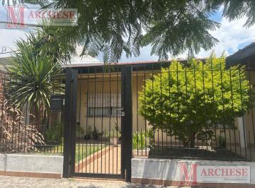 Casa · 198m² · 5 Ambientes · 3 Cocheras · Casa 5 Ambientes a La Venta - Parque Leloir