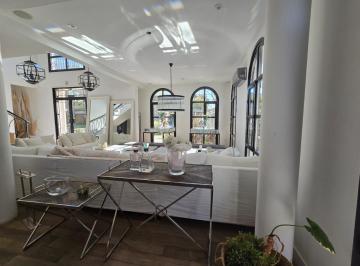 Casa · 440m² · 6 Ambientes · 2 Cocheras · Casa en Venta Golf Nordelta