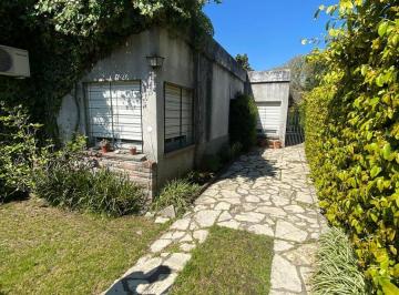 Casa · 115m² · 5 Ambientes · 1 Cochera · Casa en Venta