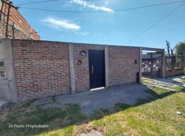 Casa · 200m² · 6 Ambientes · 2 Cocheras · 2 Viviendas a m de Pasco