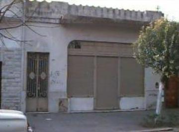 Casa · 1m² · Timoteo Gordillo 1500. Casa Antigua.