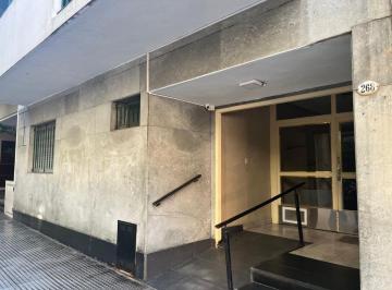 Departamento de 3 ambientes, Caballito · Venta Departamento 3 Ambientes Al Contrafrente Muy Luminoso. Caballito