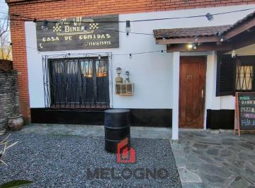 Casa · 73m² · 4 Ambientes · 1 Cochera · Casa en Venta