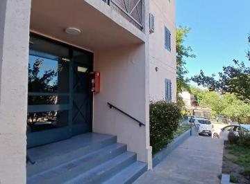 Departamento · 65m² · 5 Ambientes · Venta Complejo Cerrado Departamento 2 Dorm - Seg - Cochera - m Castro Barros