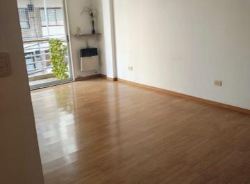 Departamento de 3 ambientes, Caballito · 3 Ambientes en Venta, Al Frente con Balcón