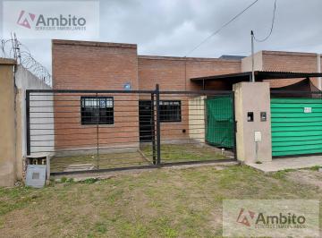 Casa · 47m² · 3 Ambientes · 1 Cochera · Casa - La Plata