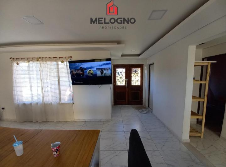 Casa · 110m² · 5 Ambientes · 2 Cocheras
