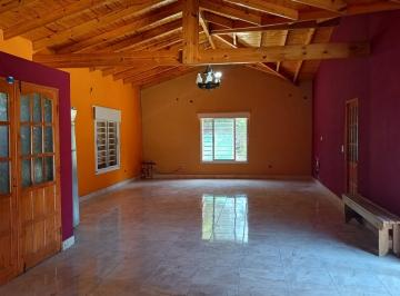 Quinta vacacional · 280m² · 3 Ambientes · Venta Quinta 4 Ambientes con Piscina en Moreno